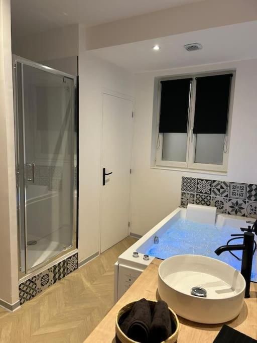 Appartement Spa 2 Pers-Couteliers-Centre Ville Moulins  Buitenkant foto